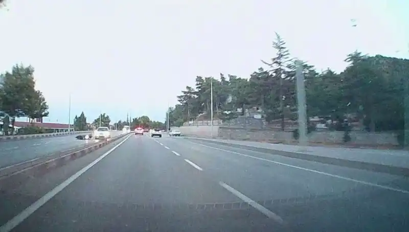 Motosiklet ve Otomobil Çarpıştı: Feci Kaza Sonrasında Bir Yaralı